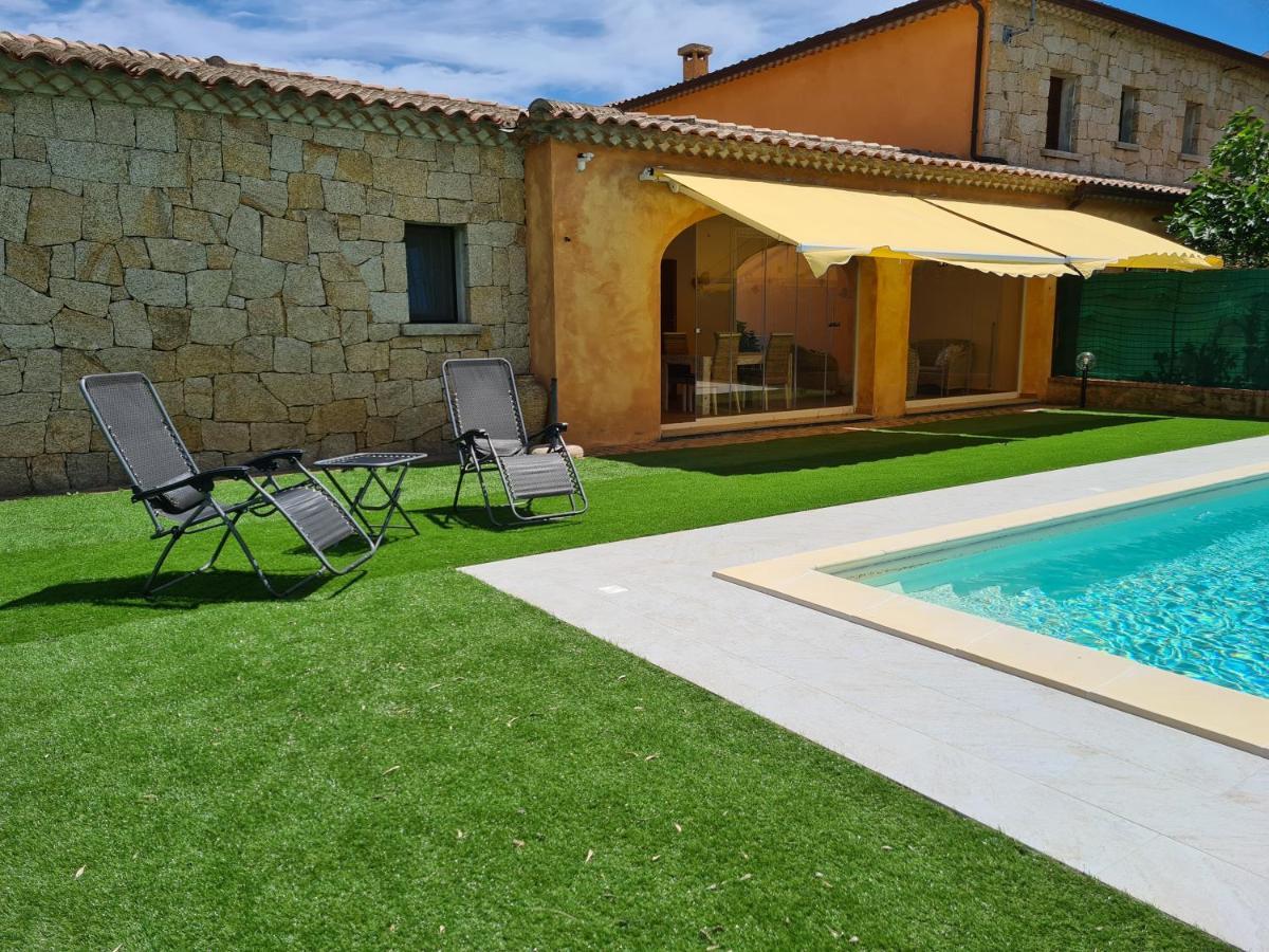 Villa Paola San Teodoro Con Piscina Privata Lu Lioni Dış mekan fotoğraf