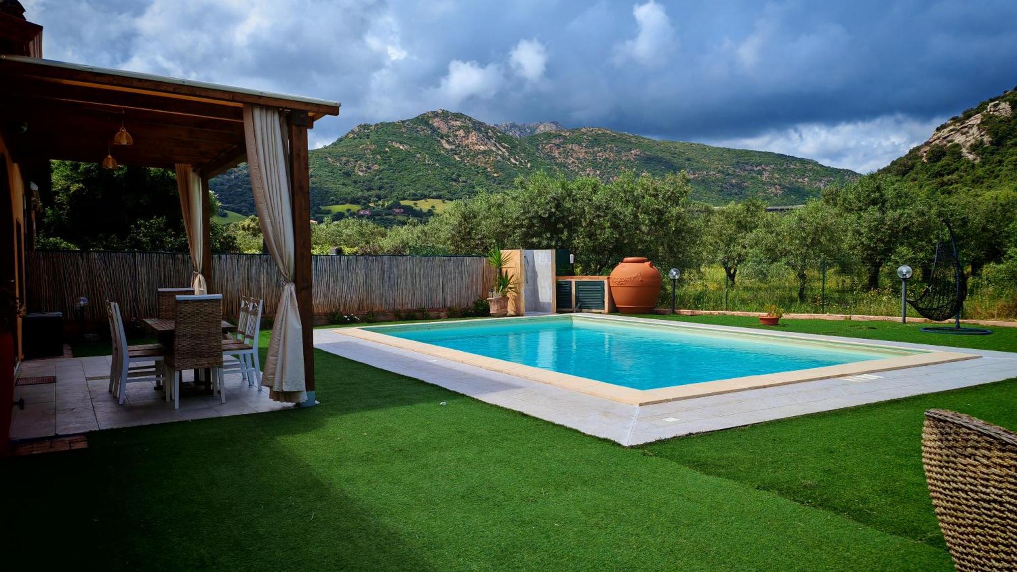 Villa Paola San Teodoro Con Piscina Privata Lu Lioni Dış mekan fotoğraf